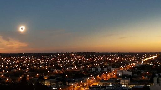 Venado Tuerto, la ciudad dónde se hizo de noche en pleno día