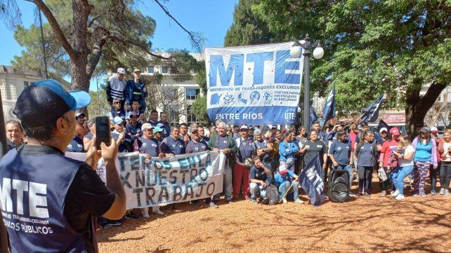 Movimiento de Trabajadores Excluidos (MTE) en alerta. Denuncian que el municipio no los tuvo en cuenta en los pliegos de licitación del estacionamiento medido