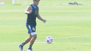 Agustín Toledo ingresó en el partido contra Lanús y también el viernes en Junín. El domingo iría como titular.