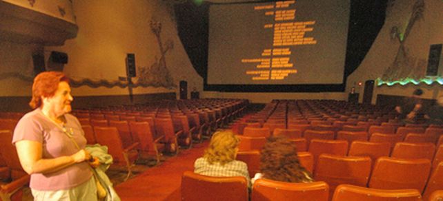 El cine El Cairo da su &uacute;ltima funci&oacute;n antes de su traspaso a la provincia