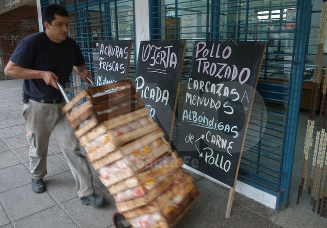 Los empresarios santafesinos reconocen aumentos en el precio del pollo y de la harina