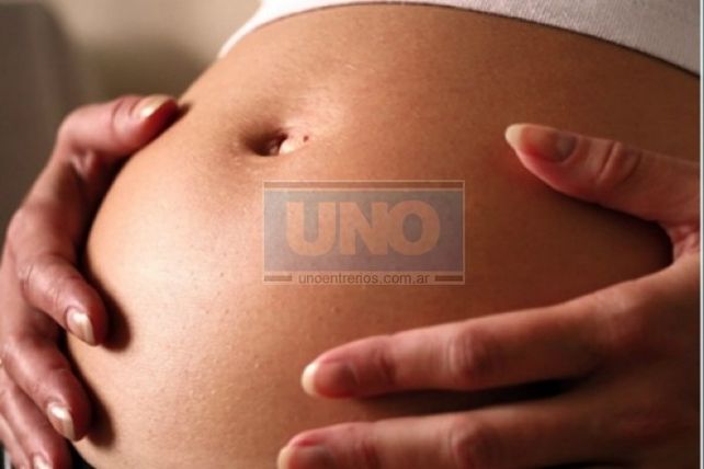 Ordenan a un padre a pagar alimentos a un niño por nacer