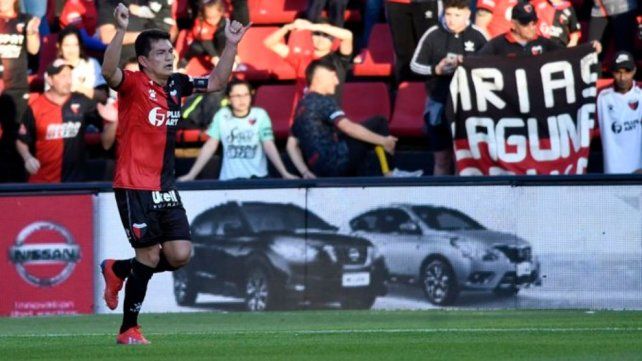 El Pulga Rodríguez tuvo un paso por Newells y ahora volvió a Colón.