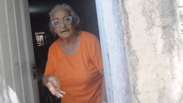 Genoveva, la abuela pistolera, mandó a pedir otra arma
