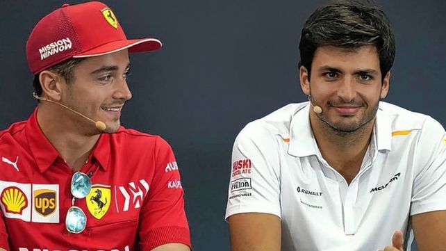 Ferrari pretende llevar la armonía entre sus pilotos Charles Leclerc y Carlos Sainz.