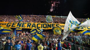 Muñecas inflables y sanción: Central quedó expuesto por excesos en festejos tras el clásico