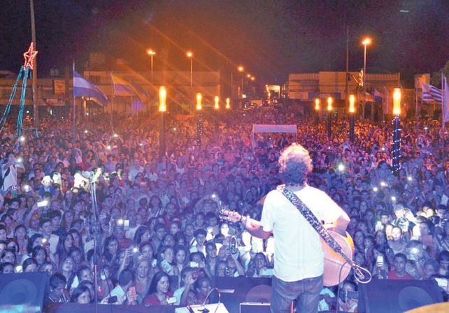 Coti tocó en Concordia