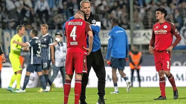 Bundesliga: Arminia Bielefeld, casi condenado al descenso