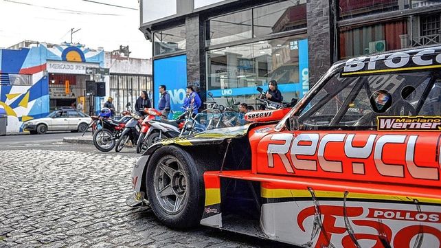 Este jueves los fanáticos del TC tendrán la oportunidad de sacarse fotos con la copa