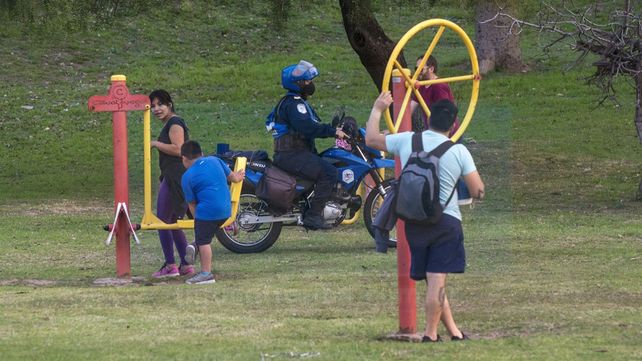 {altText(<p> Hay cinco casos en paran{a y se aguardan los resultados de 130 muestras</p>,Coronavirus en Entre Ríos: Hay 18 nuevos casos y se procesan 130 muestras en Paraná)}