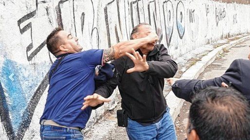 Colectiveros agredieron al ministro Sergio Berni