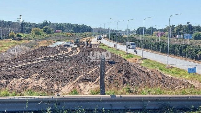 Avanza la construcción del intercambiador de acceso a Santo Tomé desde la autopista Santa Fe-Rosario. 
