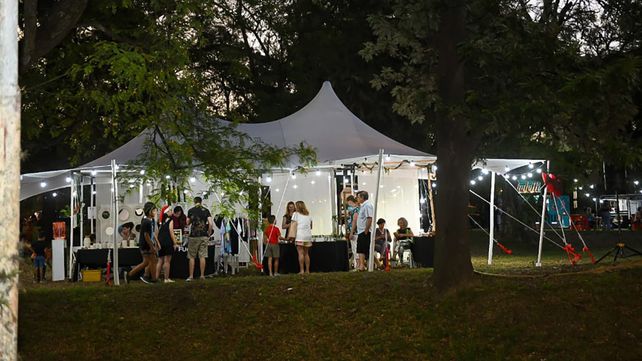 El 211 Aniversario de la ciudad de Paraná se celebra con una serie de actividades culturales durante junio por el cumpleaños. La agenda del fin de semana