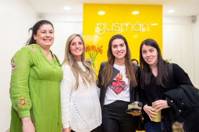 Gabriela Cañete, Lara Favro, Lucrecia y Rocío Bustamante