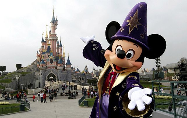 Atracción. Mickey y el Castillo de Cenicienta