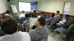 El Municipio realiza un ciclo de capacitaciones sobre servicios turísticos de verano