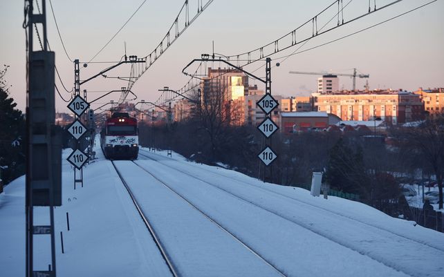 Madrid se paraliza tras la histórica nevada
