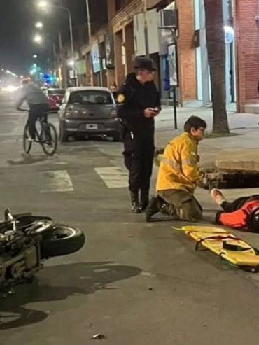 Paraná: un choque entre dos motos dejó tres lesionados