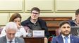 El funcionario impulsó el dictamen de mayoría para cambiar la Constitución.