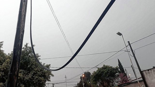 Vecinos sin internet ni línea de teléfono por robo de cables