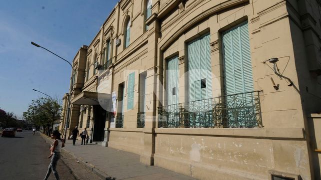 Hubo dos heridos a balazos y la Policía busca a los agresores