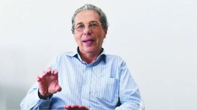 El economista Daniel Marx integrará el comité de desarrollo del mercado de capitales y seguimiento de la deuda pública. Fue presidente del Banco Central entre 1987 y 1988 durante el gobierno de Raúl Alfonsín. 