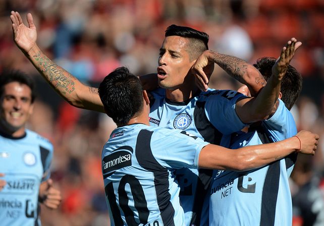 Belgrano venció a Colón y sueña con la clasificación