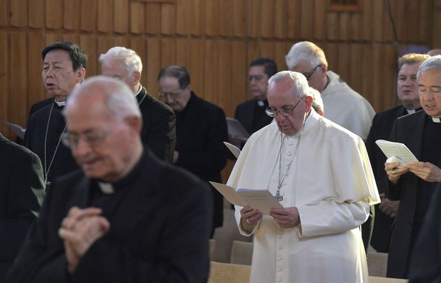 Los colombianos recibieron alborozados el anuncio. El Papa terminó ayer su retiro espiritual en Ariccia.