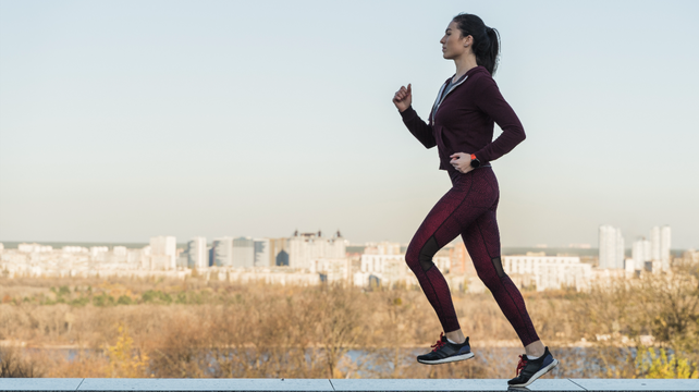La ciencia ha analizado las verdaderas ventajas de una caminata después de comer