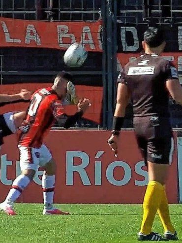 Patronato empata sin goles ante Temperley en el estadio Grella en un accidentado partido