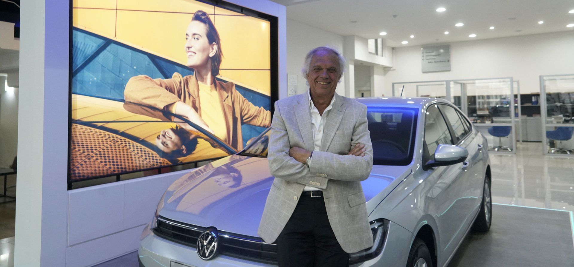 Reutemann abre la concesionaria de Volkswagen más grande del país