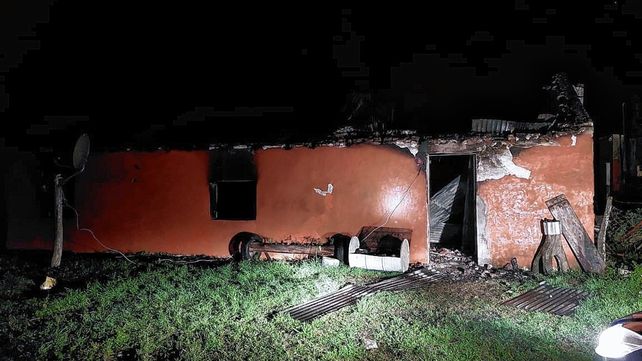 Un incendio destruyó una vivienda cerca de Chajarí