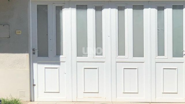 Terror a la madrugada: atacaron a tiros el frente de una casa en Santo Tomé