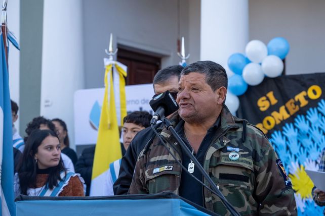 Sí, prometo: alumnos de 4° grado de las escuelas de Timbúes, realizaron la promesa de lealtad a la bandera