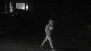 Así ingresó el delincuente al country Aires del Llano antes del robo en una casa y el disparo de arma de fuego