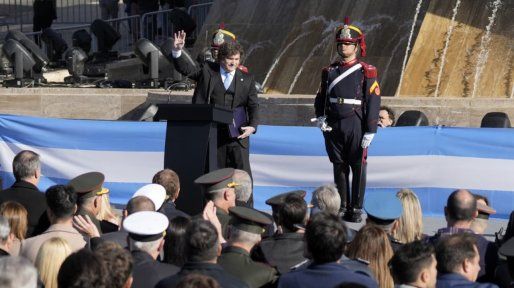Milei hizo un gesto de fortaleza en Rosario: Argentina no nació de la resignación