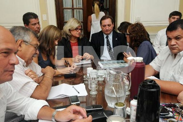 Maestros votan esta semana si aceptan o no la nueva oferta del gobierno