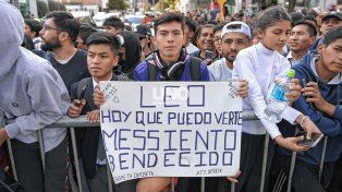 Clamor y emoción por Messi y la Argentina en La Paz