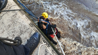 Salvaron a un adolescente que había caído al arroyo Ludueña y quedó atrapado por la correntada
