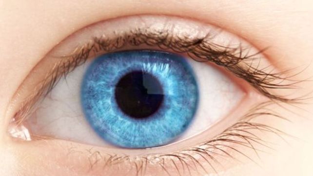Todas las personas de ojos azules tienen un secreto en común