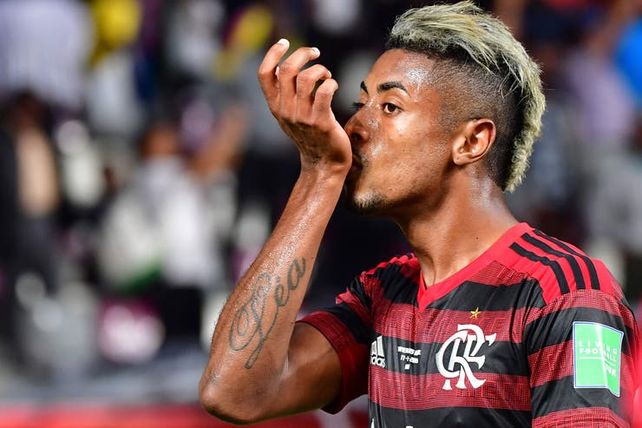 Bruno Henrique celebra su gol