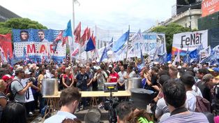 Las protestas sociales este viernes serán a nivel nacional bajo la consigna La Emergencia Alimentaria no puede esperar más. Basta de ajuste!.