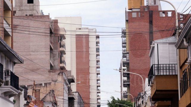 Faltan viviendas en arriendo y sobran en venta.