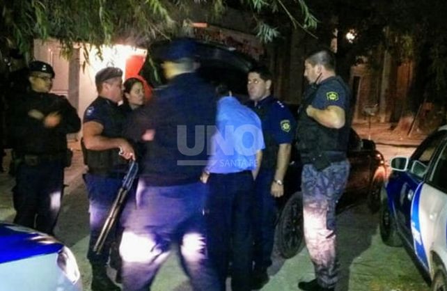 Imagen del trabajo en el exterior de la Comisar&iacute;a