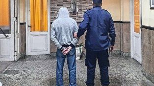 Concordia: un hombre fue detenido por masturbarse frente a niños.