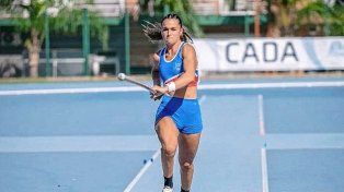 La santafesina Aldana Garibaldi se consagró campeona nacional en salto con garrocha.