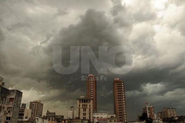 Sigue el alerta por tormentas fuertes en todo el territorio provincial