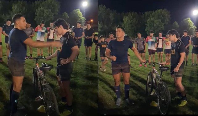 El capitán Exequiel Benítez le entrega la bicicleta a Ian en el último entrenamiento. El capitán Exequiel Benítez le entrega la bicicleta a Ian en el último entrenamiento.