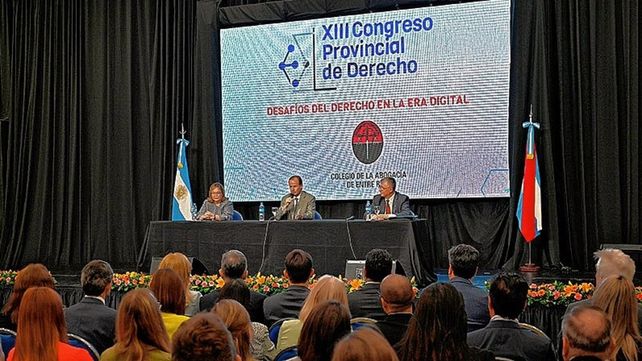 Bordet defendió la división de Poderes en Entre Ríos