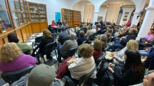 Alfio Acosta presentó en Paraná su libro sobre Raúl Alfonsín y el pensamiento democrático